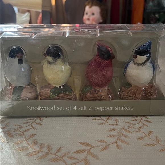 Other - Bird Salt and Pepper Shaker Set - Multicolor beautiful still in box
